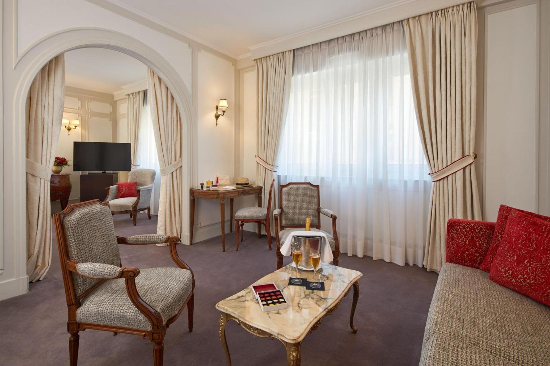 MAJESTIC HOTEL SPA - CHAMPS ELYSEES ПАРИЖ 5* (Франция) - от 27419 RUB |  NOCHI